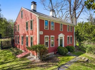 3 Maple St, Sherborn, MA 01770