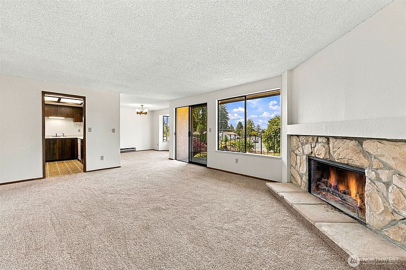 3rd image of 22700 28th Avenue S #203