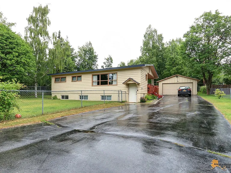 13311 Venus Way #B — Photo 20
