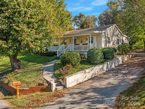 140 Indian Trl, Burnsville, NC 28714