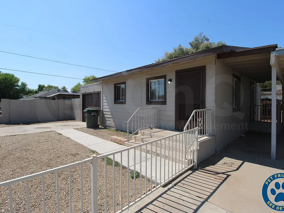 2202 N 23rd Pl #B