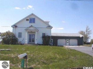 11045 N Wyman Rd, Blanchard, MI 49310