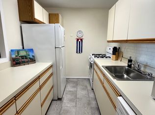 2 Hawthorne Pl APT 7O, Boston, MA 02114