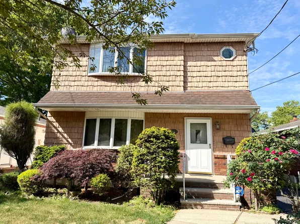 190 Cannon Blvd Floor 2, Staten Island, NY 10306