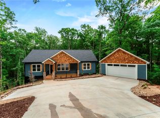 110 Gabriel Way, Pickens, SC 29671