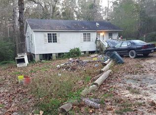 604 Riels Rd, Seminary, MS 39479