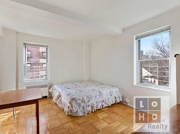 500 Grand Street image 1 of 6