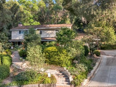 16426 Royal Hills Dr, Encino, CA, 91436