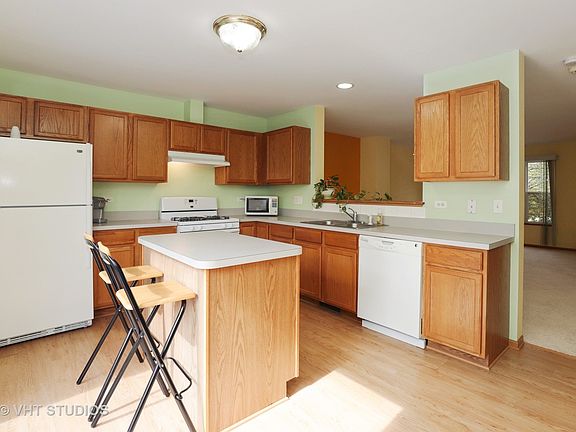 4th image of 34358 N White Clover Ct