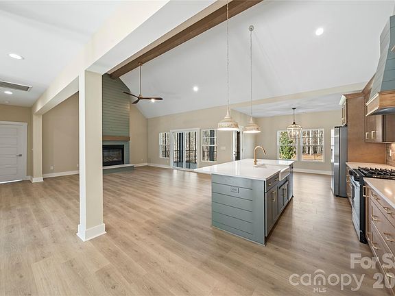 5th image of 348 Triple Ponds Ct #21