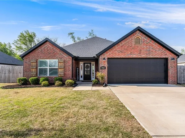 7903 Longspur Ave, Springdale, AR 72762