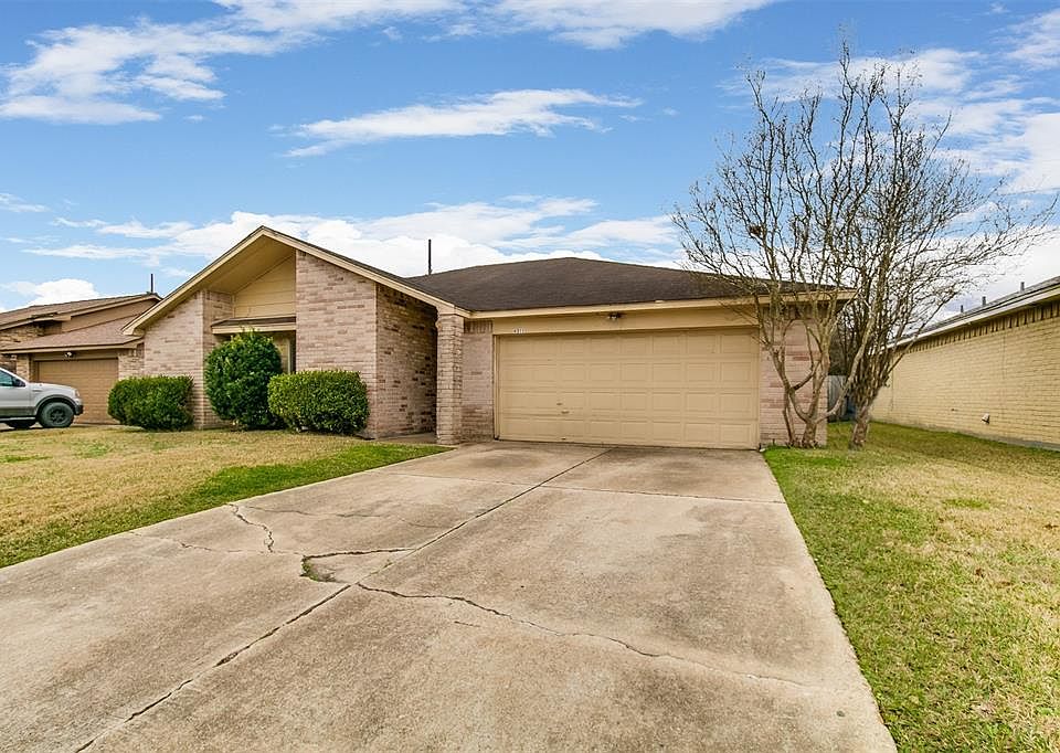 1st image of 4311 Dayflower Dr