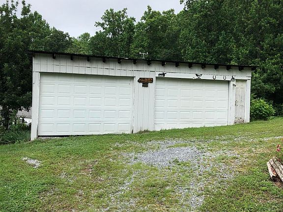 2nd image of 1219 Whisperwood Ln