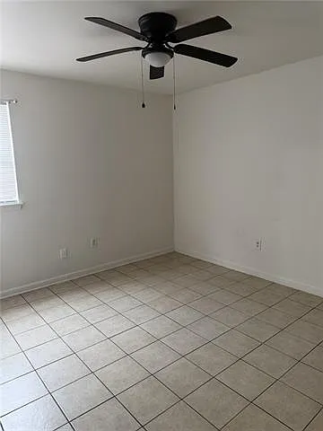 Building Photo - 3413 Kent Ave #4