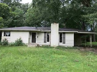 3011 Woodside Dr, Jackson, MS 39212