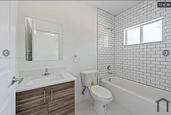 7940 NW 14th Ave #B — Photo 10