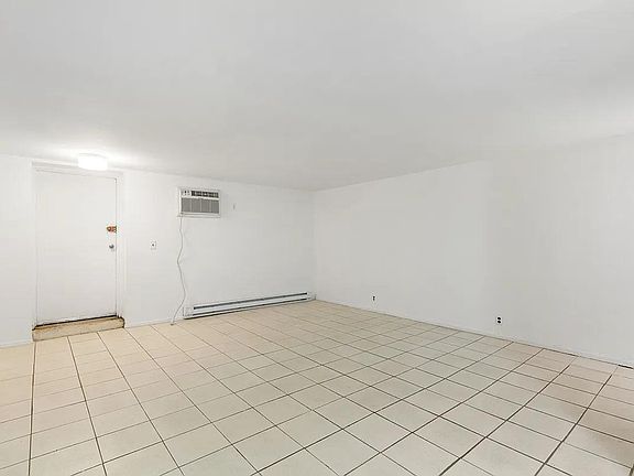 4th image of 358 W 30th St APT 1A