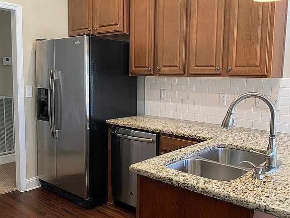 2nd image of 534 Summer Cove Cir NW