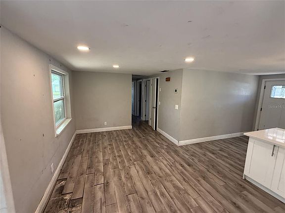 5th image of 10015 PREVATT STREET