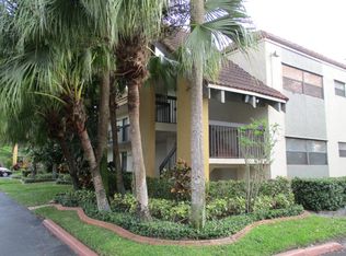 1711 Hammocks Blvd #106, Coconut Creek, FL 33063