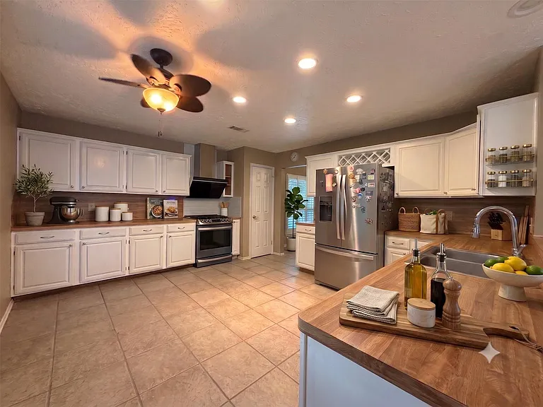 3507 Santa Rosa Ln — Photo 6