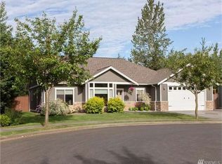 831 Hemlock Ct, Lynden, WA 98264