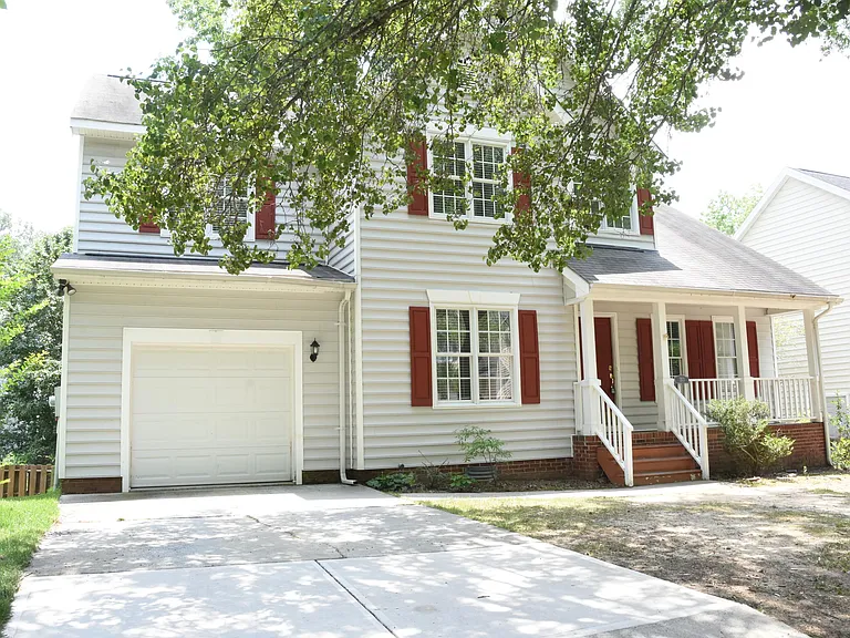 213 Snow Camp Dr — Photo 1