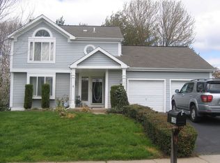 12506 Weyers Cave Ct, Herndon, VA 20170