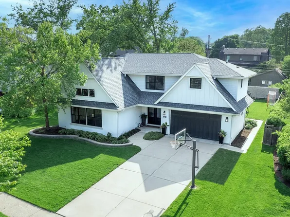 3910 Ellington Ave, Western Springs, IL 60558