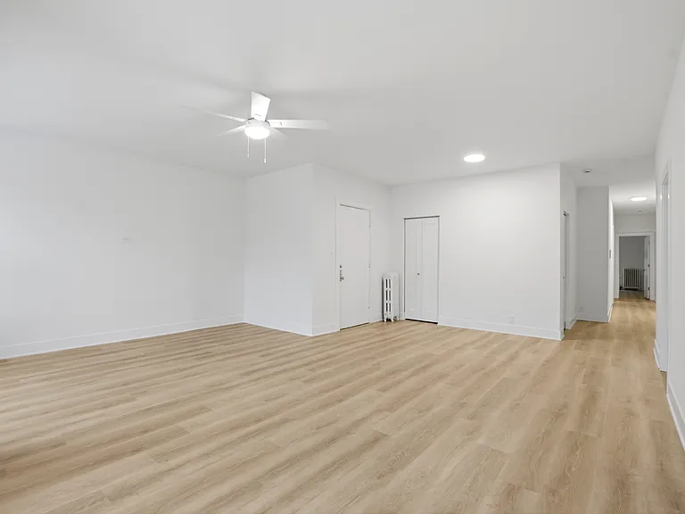 1125 Davis St./ 1603-11 Ridge Ave. — Photo 7