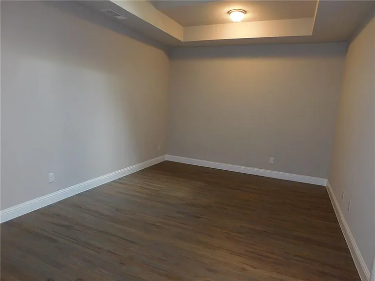 8454 Church St — Photo 11