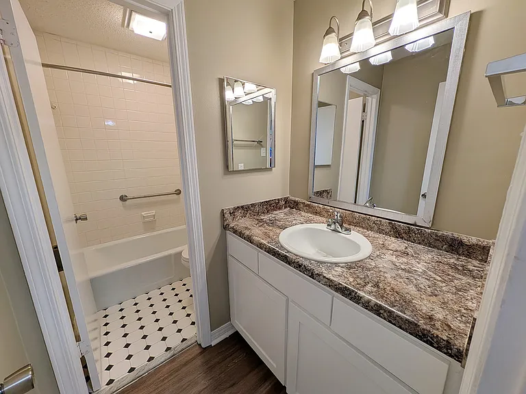 57 Bishop Ln N #3 — Photo 7