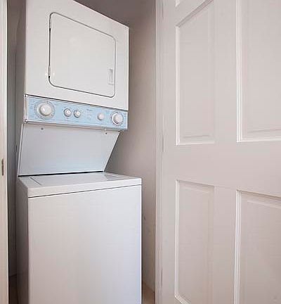 2nd image of 232 E 97th St APT 4