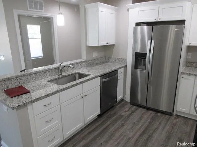 891 Watercress Ln — Photo 5