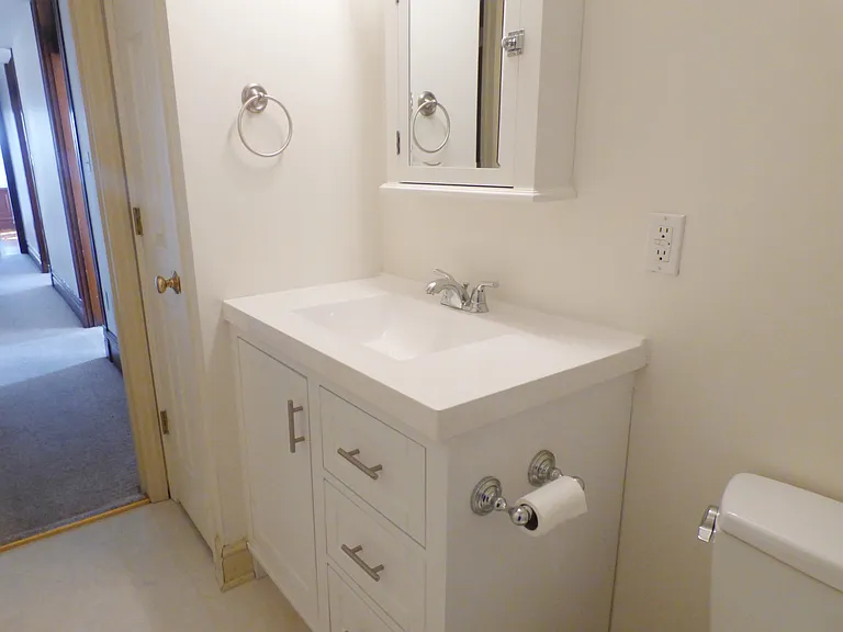 1607 Sarah St #3 — Photo 15