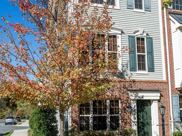 4442 Potomac Highlands Cir, Triangle, VA 22172