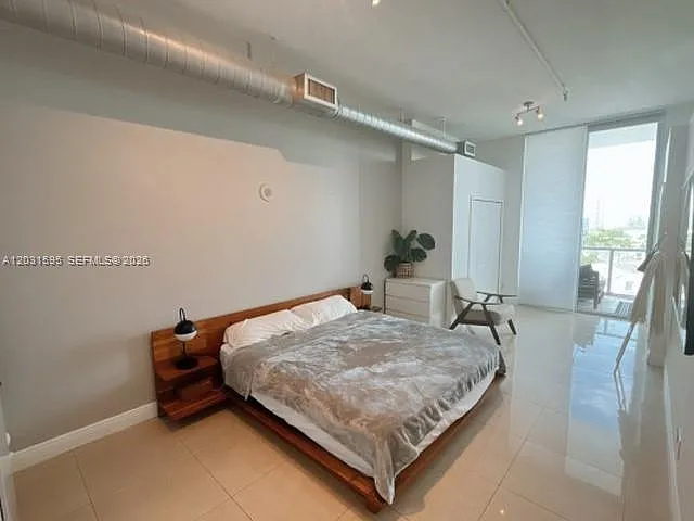 3029 NE 188th St #822 — Photo 22