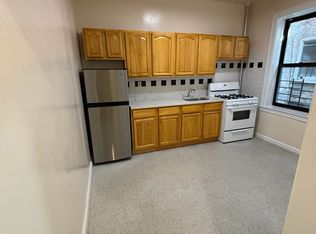 45-28 42nd St #1B, Sunnyside, NY 11104