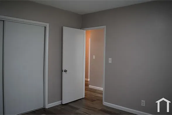 4515 Santo Tomas Dr #8 — Photo 10