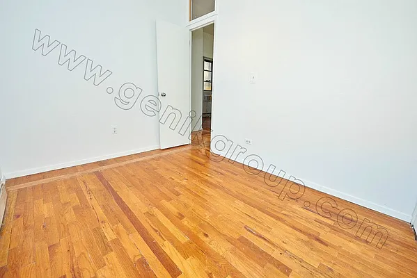 Rented by Genik Group Corp | media 9