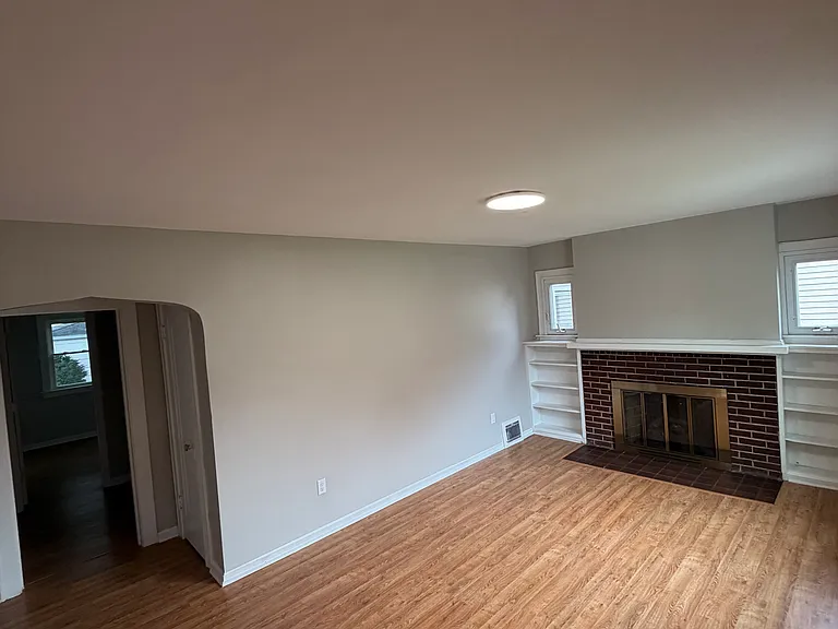 4013 W 10th Ave — Photo 2