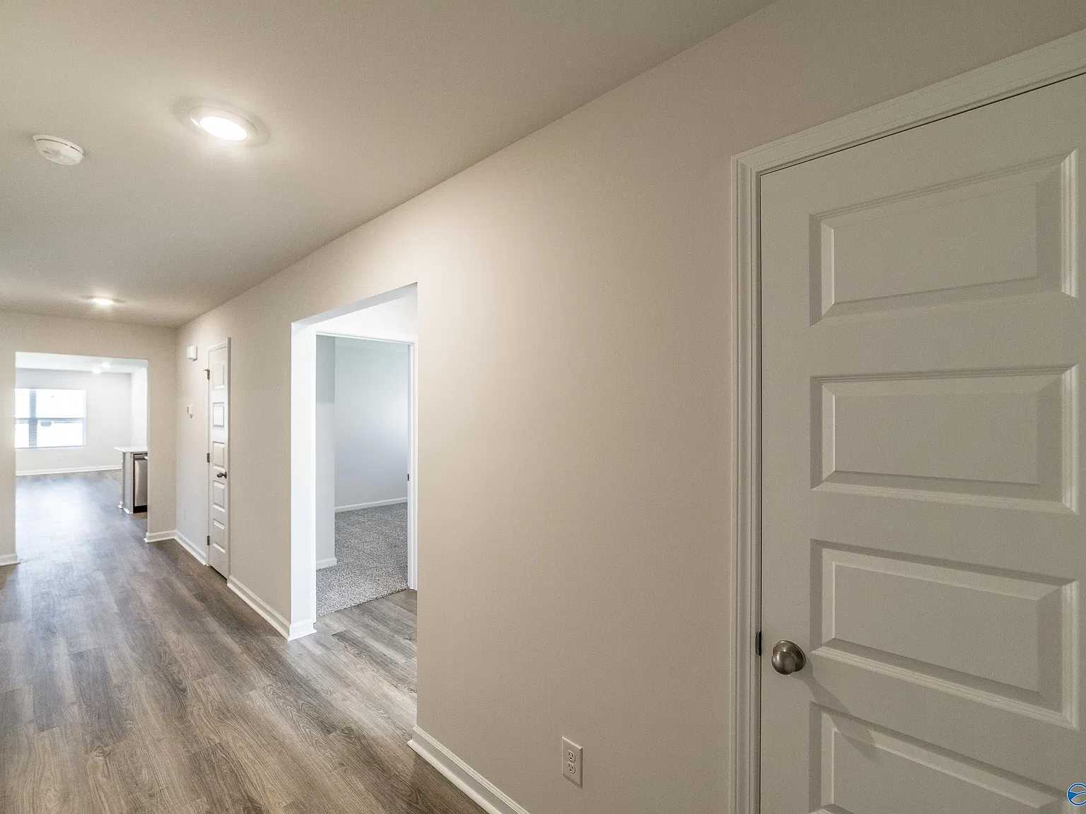 4 bed, 2.0 bath, 1841 sqft, $1,825 — Photo 4
