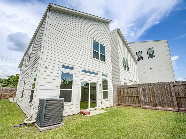 7117 Tierwester St — Photo 45