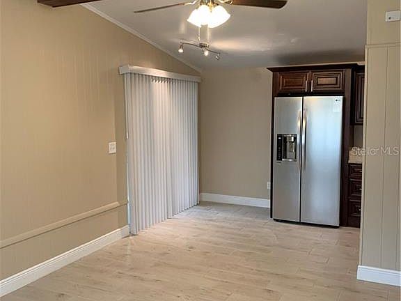 5th image of 2921 Venice Way