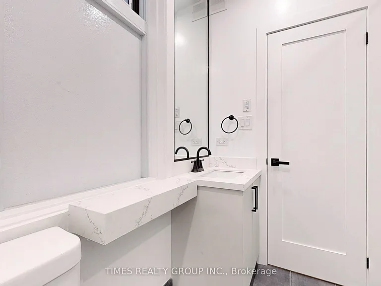 71 Gloucester St — Photo 19