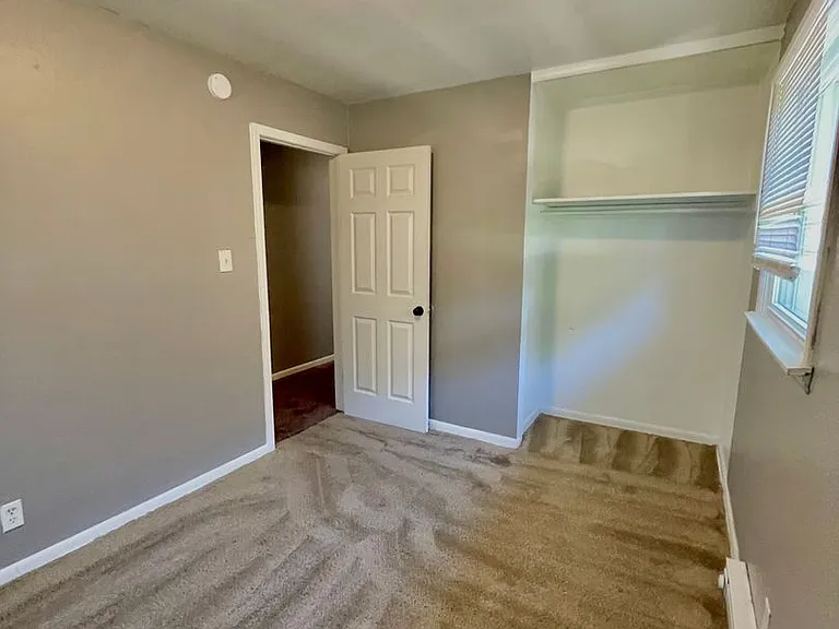 3256-3258 Mooresville Rd — Photo 6