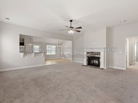 3rd image of 221 Ducal St