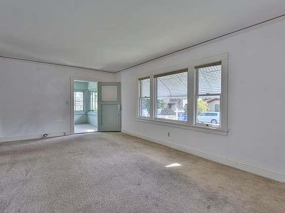 5th image of 17361 E Vineland Ave
