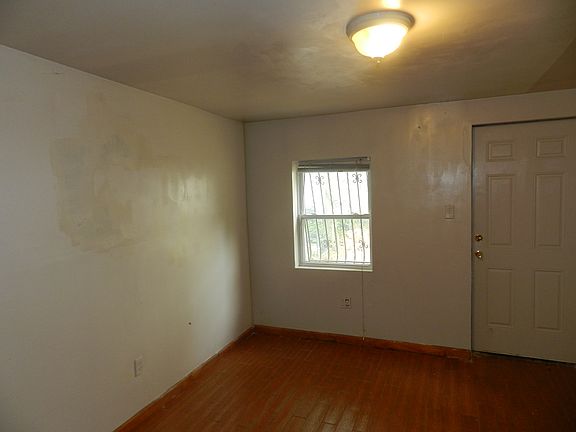 5th image of 465 Lafayette Ave APT 1