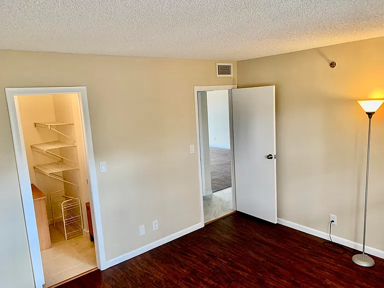 3100 W Rolling Hills Cir #309 — Photo 31